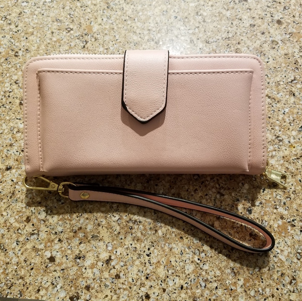 Leather crossbody wristlet phone wallet
